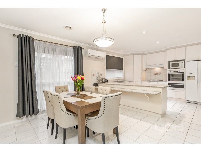 31 McNicholl Way, Delahey VIC 3037