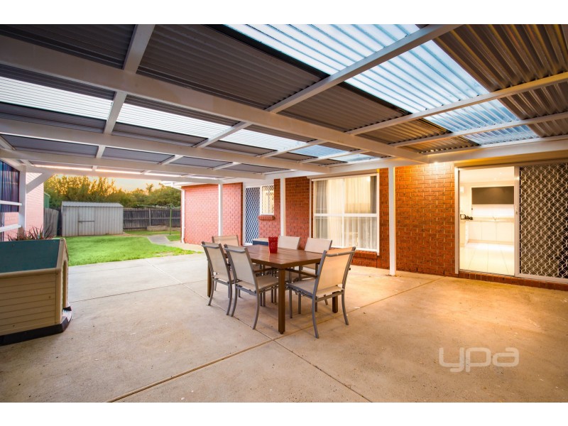 31 McNicholl Way, Delahey VIC 3037