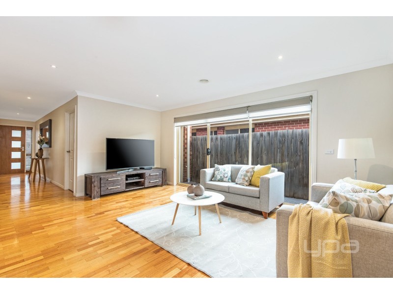 1/30 Jade Way, Hillside VIC 3037