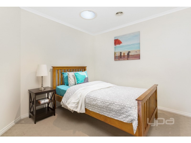 1/30 Jade Way, Hillside VIC 3037
