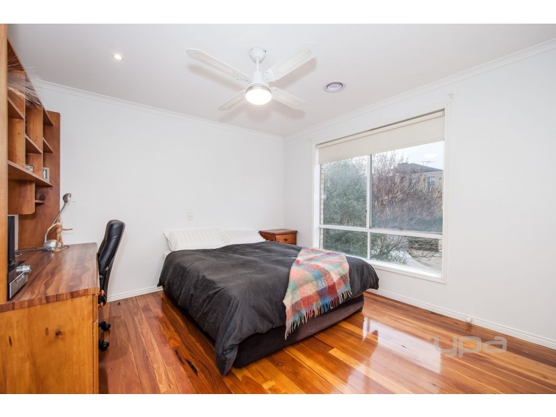 8 Wetherby Court, Hillside VIC 3037