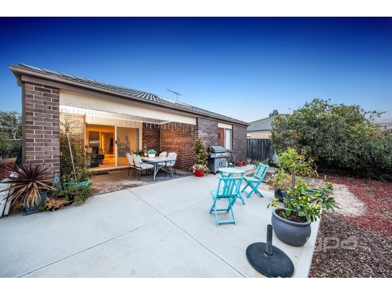 2 Kimba Circuit, Truganina VIC 3029