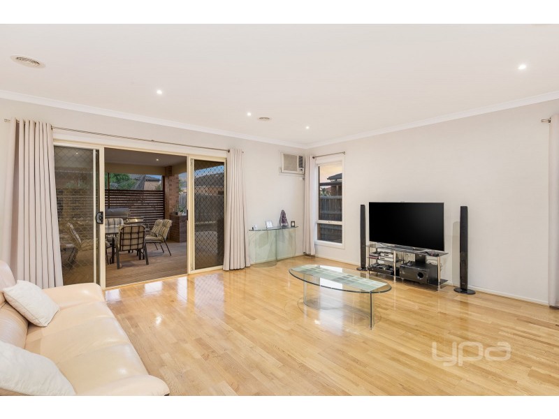 105 George Street, Taylors Hill VIC 3037