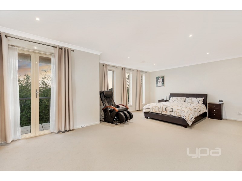 105 George Street, Taylors Hill VIC 3037