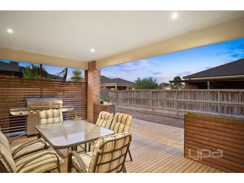 105 George Street, Taylors Hill VIC 3037