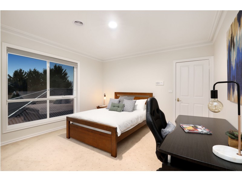9 Elegan Court, Hillside VIC 3037