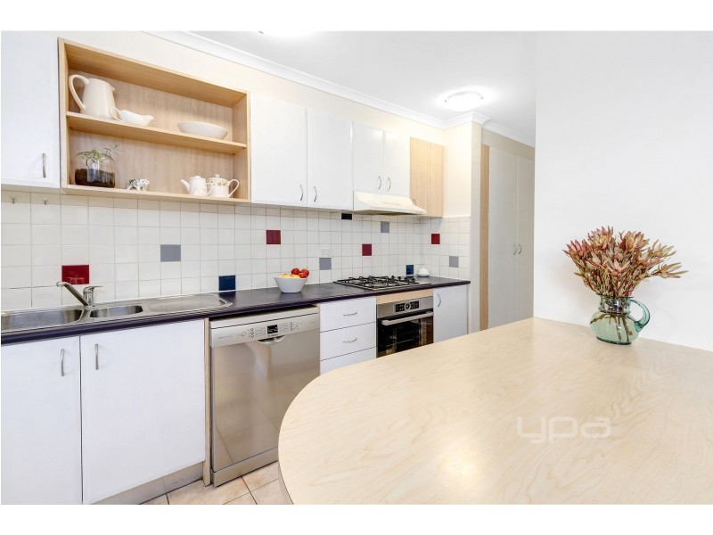 3/7 Warrigal Road, Hughesdale VIC 3166