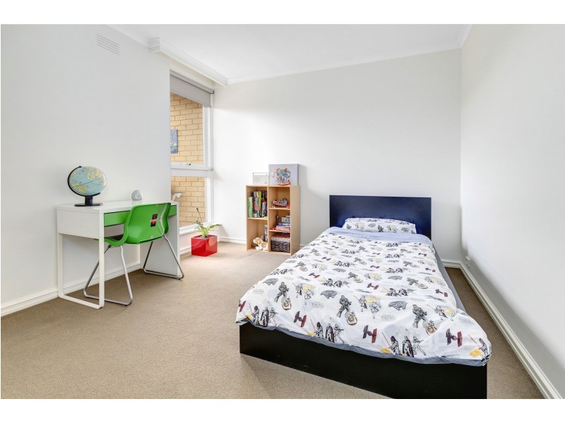 3/7 Warrigal Road, Hughesdale VIC 3166