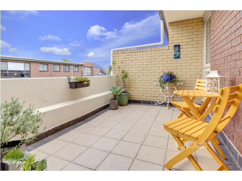 3/7 Warrigal Road, Hughesdale VIC 3166