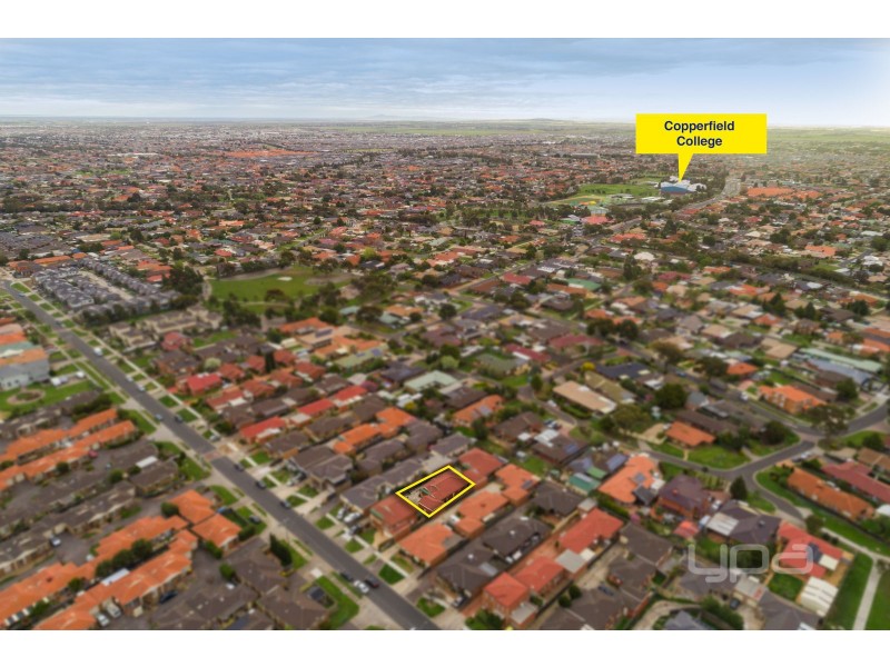 2/45 Pecks Road, Sydenham VIC 3037