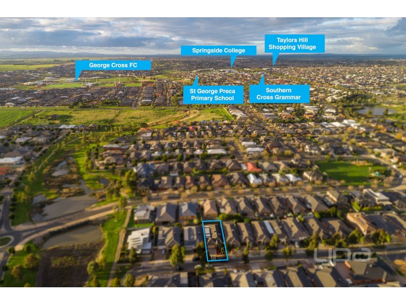 16 Barrington Circuit, Caroline Springs VIC 3023