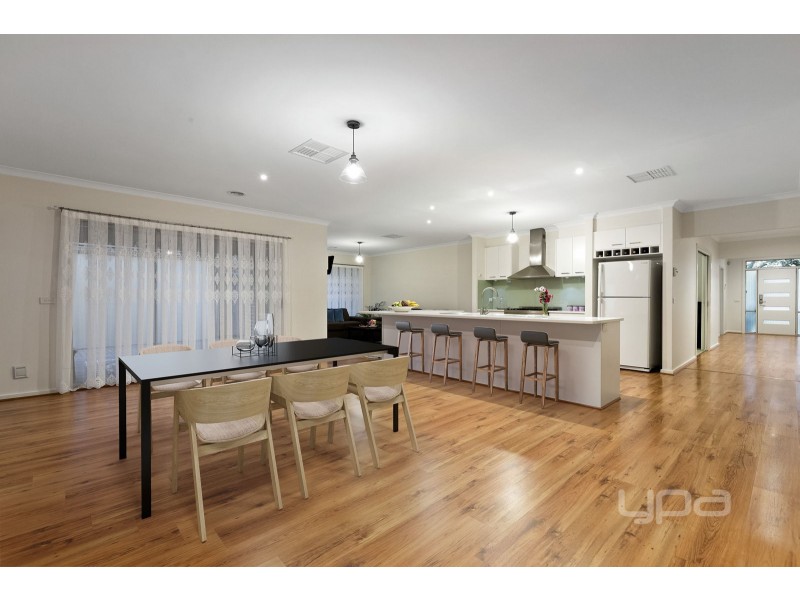 16 Rivergum Place, Hillside VIC 3037