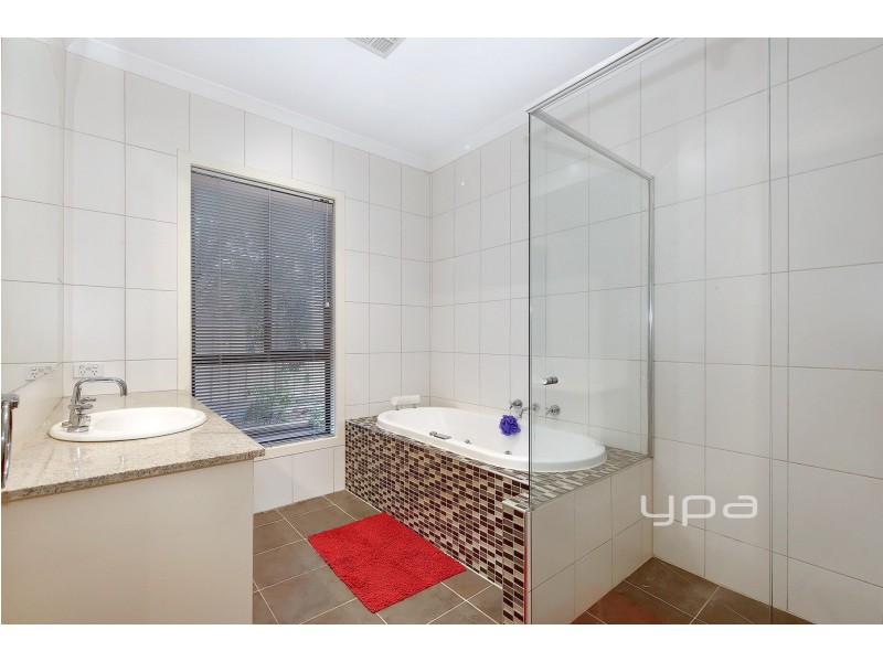 20 Warrens Brook Road, Hillside VIC 3037