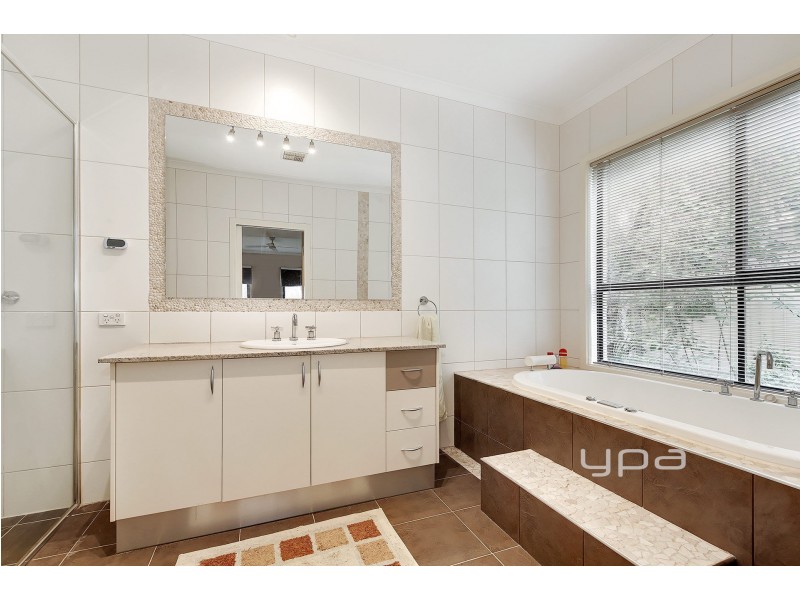 20 Warrens Brook Road, Hillside VIC 3037