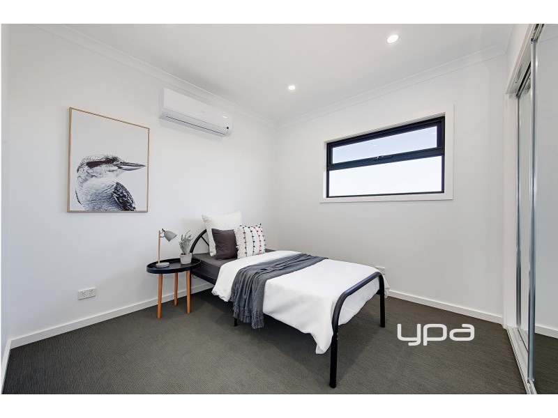 2/25 Sunningdale Drive, Hillside VIC 3037