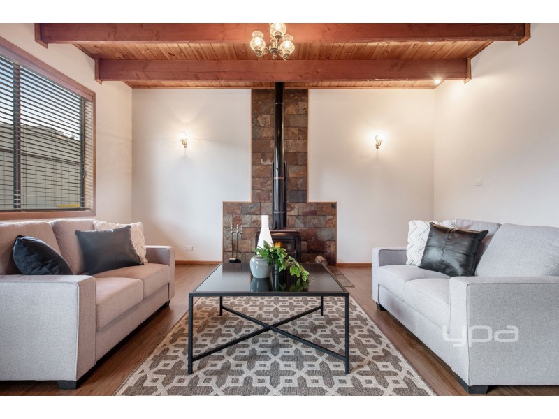 34 Wimmera Crescent, Keilor Downs VIC 3038