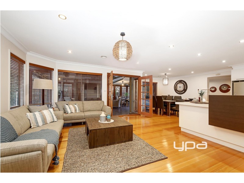 3 Fantail Court, Taylors Lakes VIC 3038