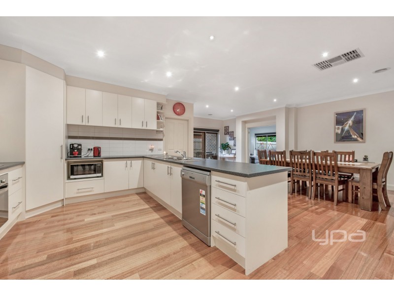 12 Beauview Court, Kurunjang VIC 3337