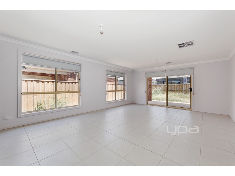 13 Impara Rise, Werribee VIC 3030