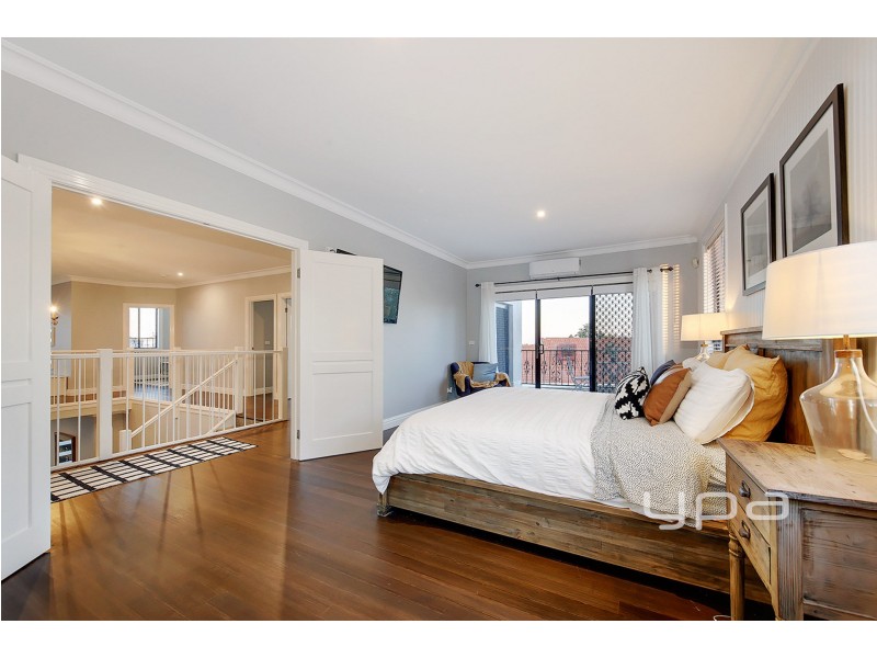 23 Sovereign Way, Hillside VIC 3037