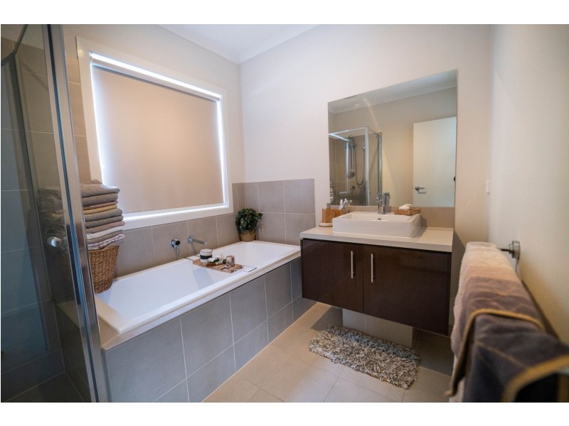 59 Rowan Drive, Kealba VIC 3021