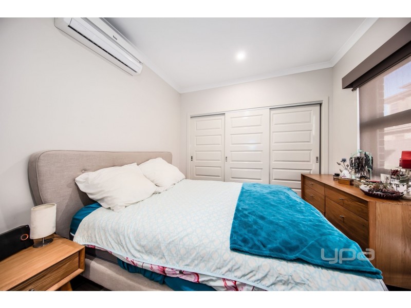 7/3 Stratheden Court, Sydenham VIC 3037