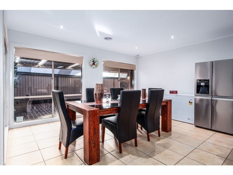 2 The Willows, Hillside VIC 3037