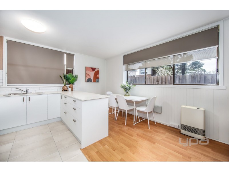 2/36 Hampton Parade, West Footscray VIC 3012