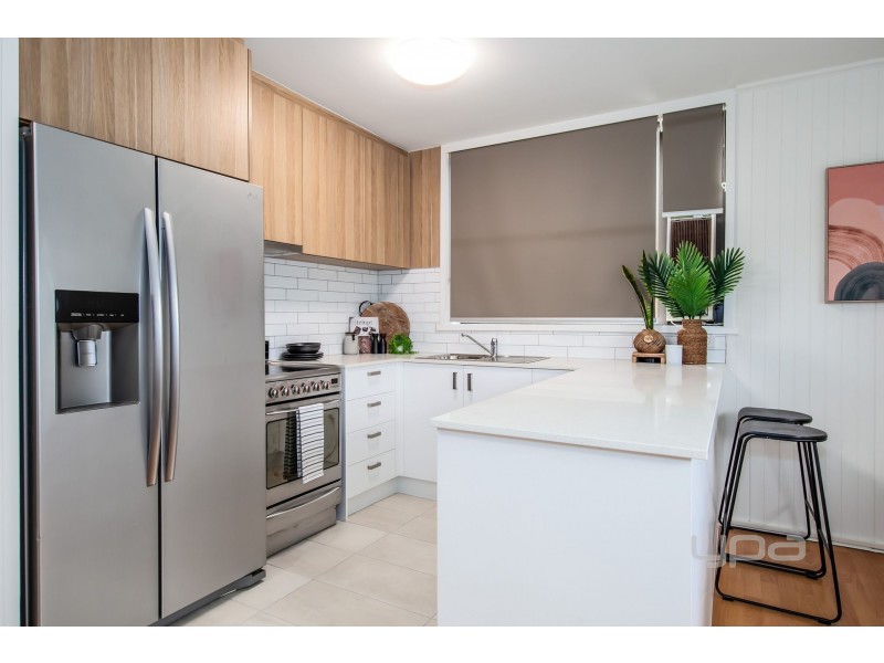 2/36 Hampton Parade, West Footscray VIC 3012