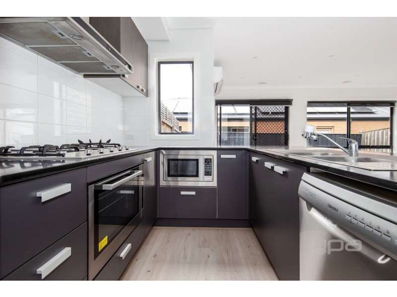 5 Hazlett Street, Doreen VIC 3754