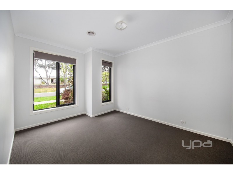 5 Hazlett Street, Doreen VIC 3754