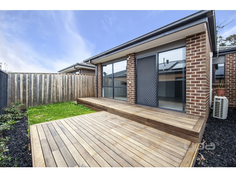 5 Hazlett Street, Doreen VIC 3754