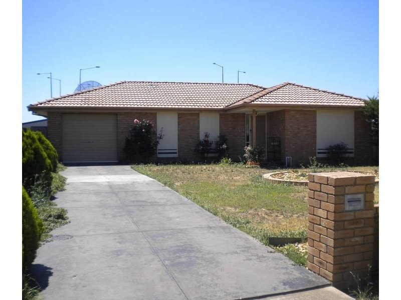42 Dundee Way, Sydenham VIC 3037