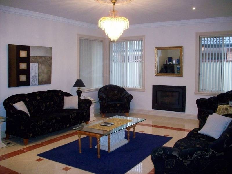 34  Cambridge Crescent, Taylors Lakes VIC 3038