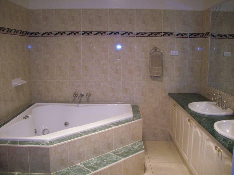 34  Cambridge Crescent, Taylors Lakes VIC 3038