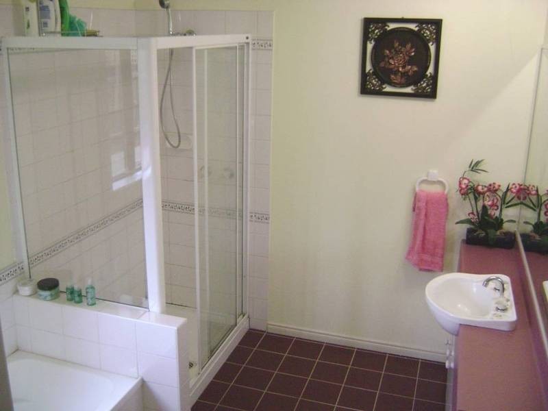 12 Orchid Square, Sydenham VIC 3037