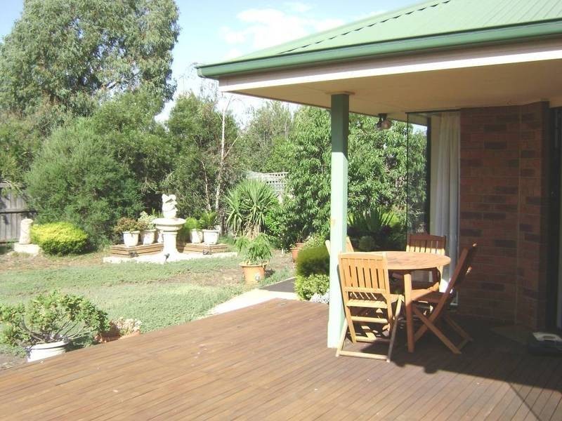 12 Orchid Square, Sydenham VIC 3037