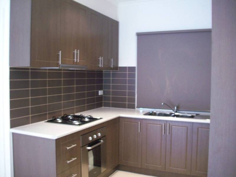 2/60 Fox Street, St Albans VIC 3021