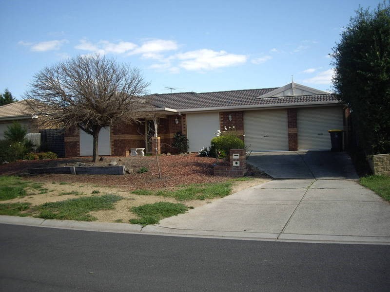 52  Hannah Avenue, Hillside VIC 3037