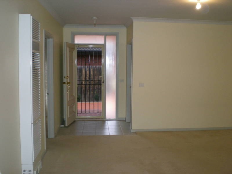 2/6  Oncidium Gardens, Keilor Downs VIC 3038