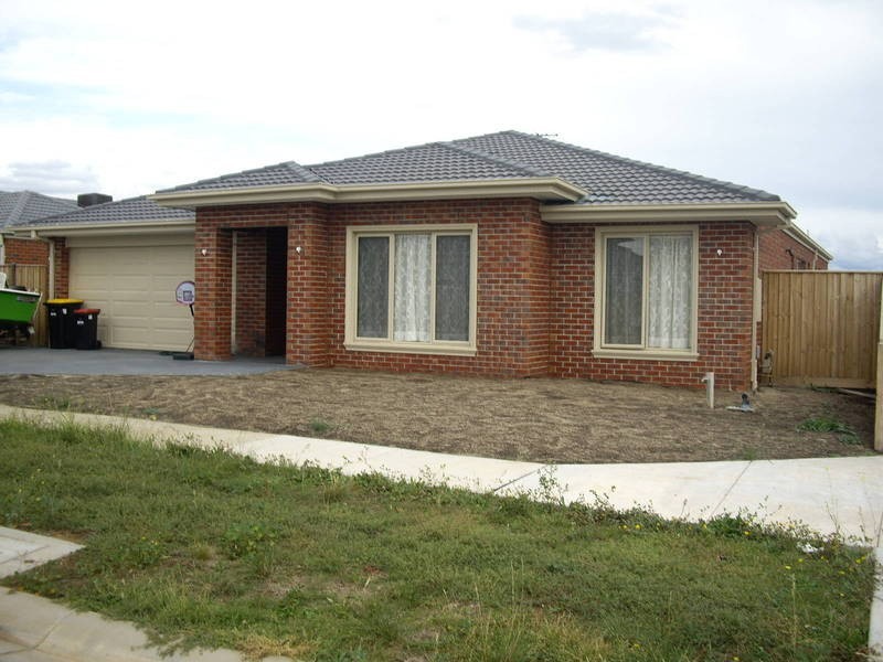 21 Edgecliff Close, Taylors Hill VIC 3037