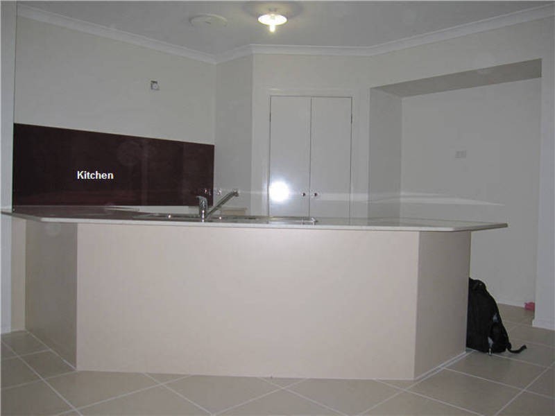 21 Edgecliff Close, Taylors Hill VIC 3037