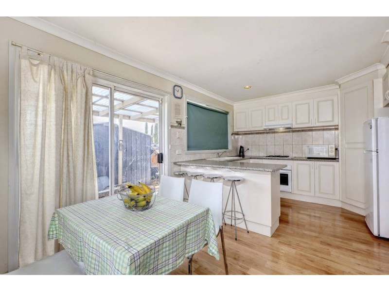 11 Charles Court, Sydenham VIC 3037