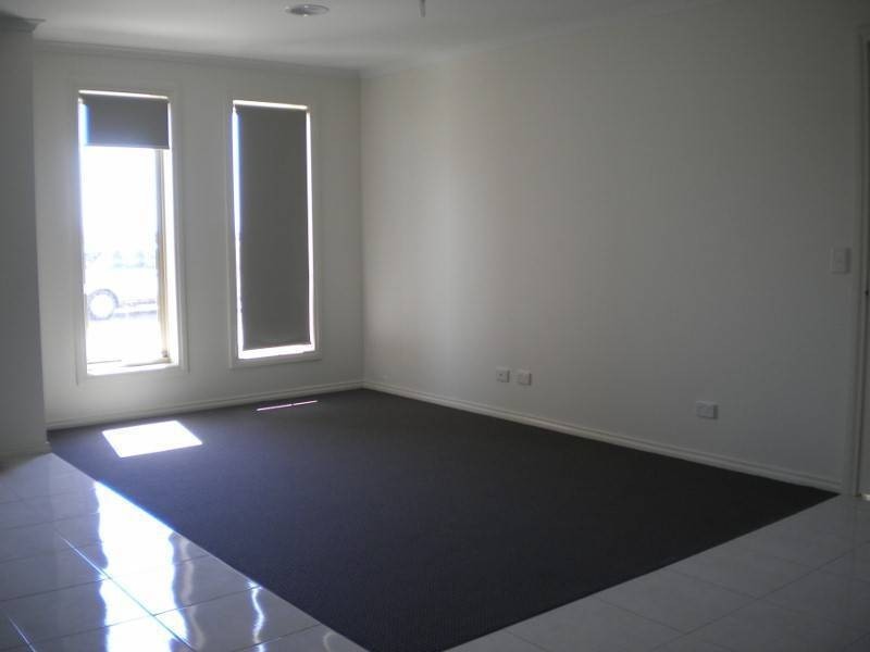 91 Cnr. Victoria Rd & Darlington Street, Sydenham VIC 3037