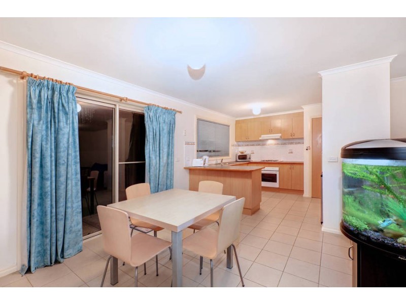 4/19 Argyll Street, Sydenham VIC 3037