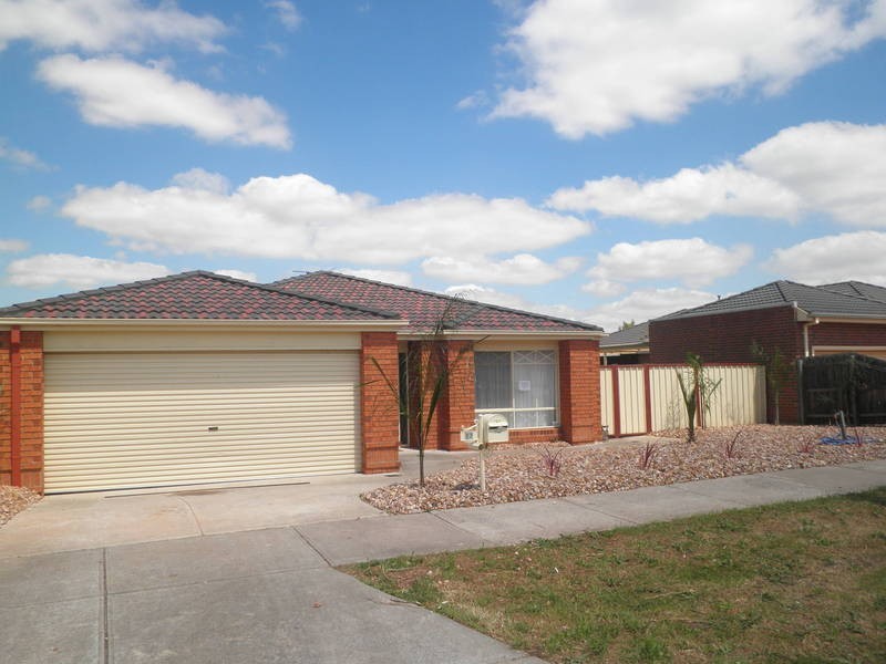 17 Hillcrest Drive, Hillside VIC 3037