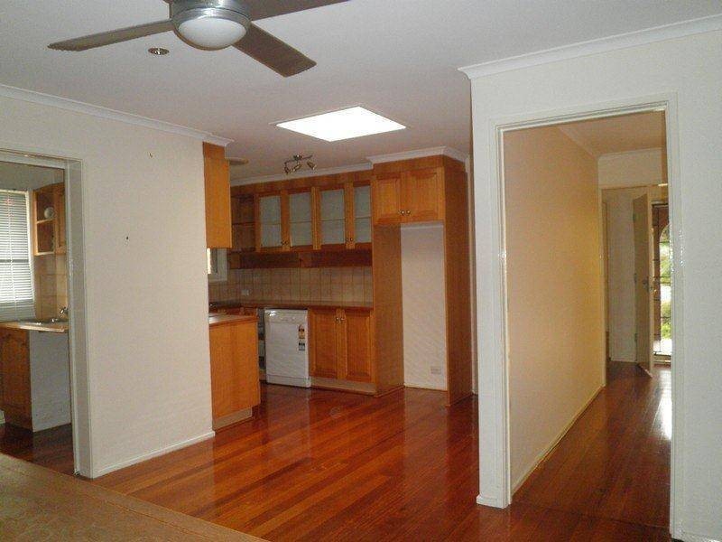 5 Hammersley Court, Taylors Lakes VIC 3038