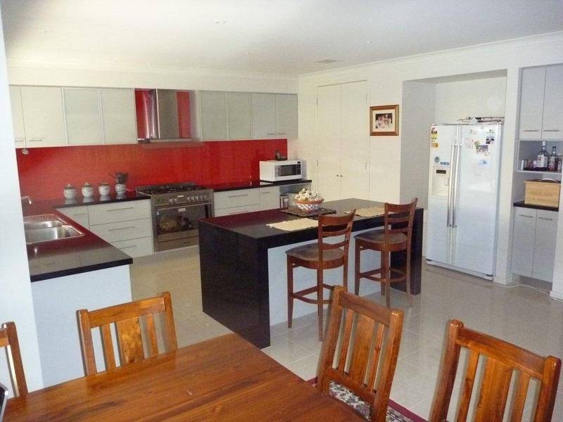 41 Domain Drive, Hillside VIC 3037