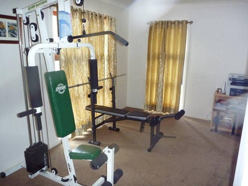 41 Domain Drive, Hillside VIC 3037