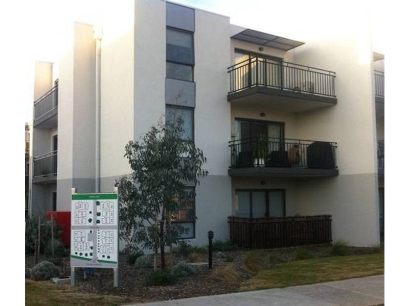 15/21 Trickey Avenue, Sydenham VIC 3037